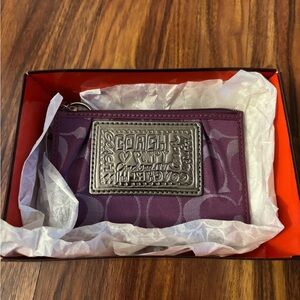 NWOT 2009 Coach Poppy Purple Card Wallet with keychain